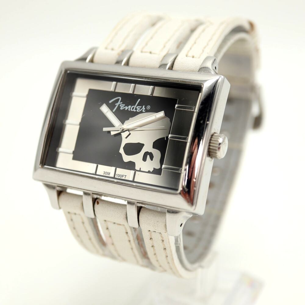 Fender Guitars Silver Tone Skull 47mm Watch Wide White Leather with New Battery